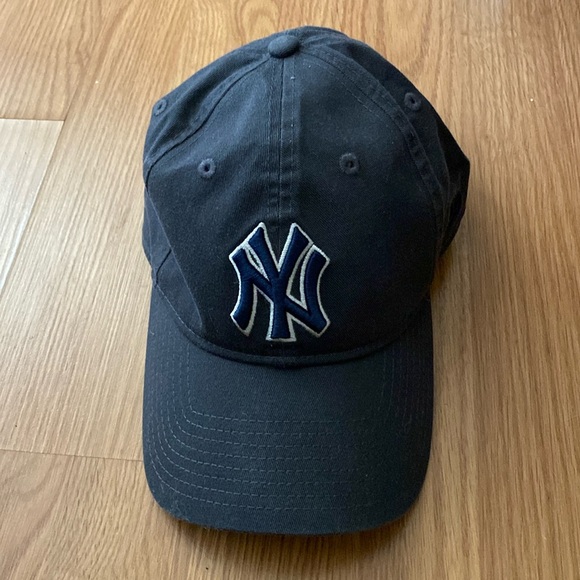 ❤️ 9Twenty New York Yankees Adjustable Baseball Hat Cap NWOT - Picture 1 of 6